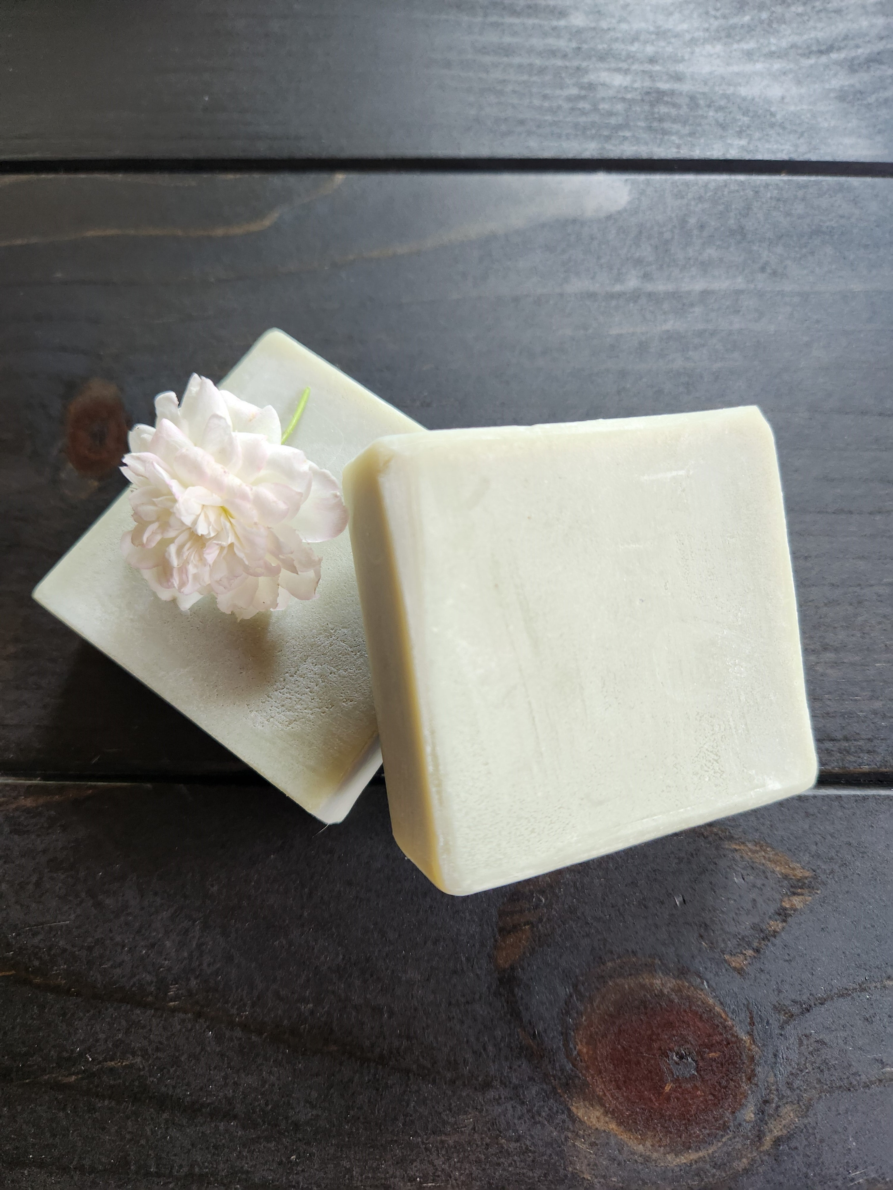 French Green Clay Egypt Geranium & Cedarwood Soap