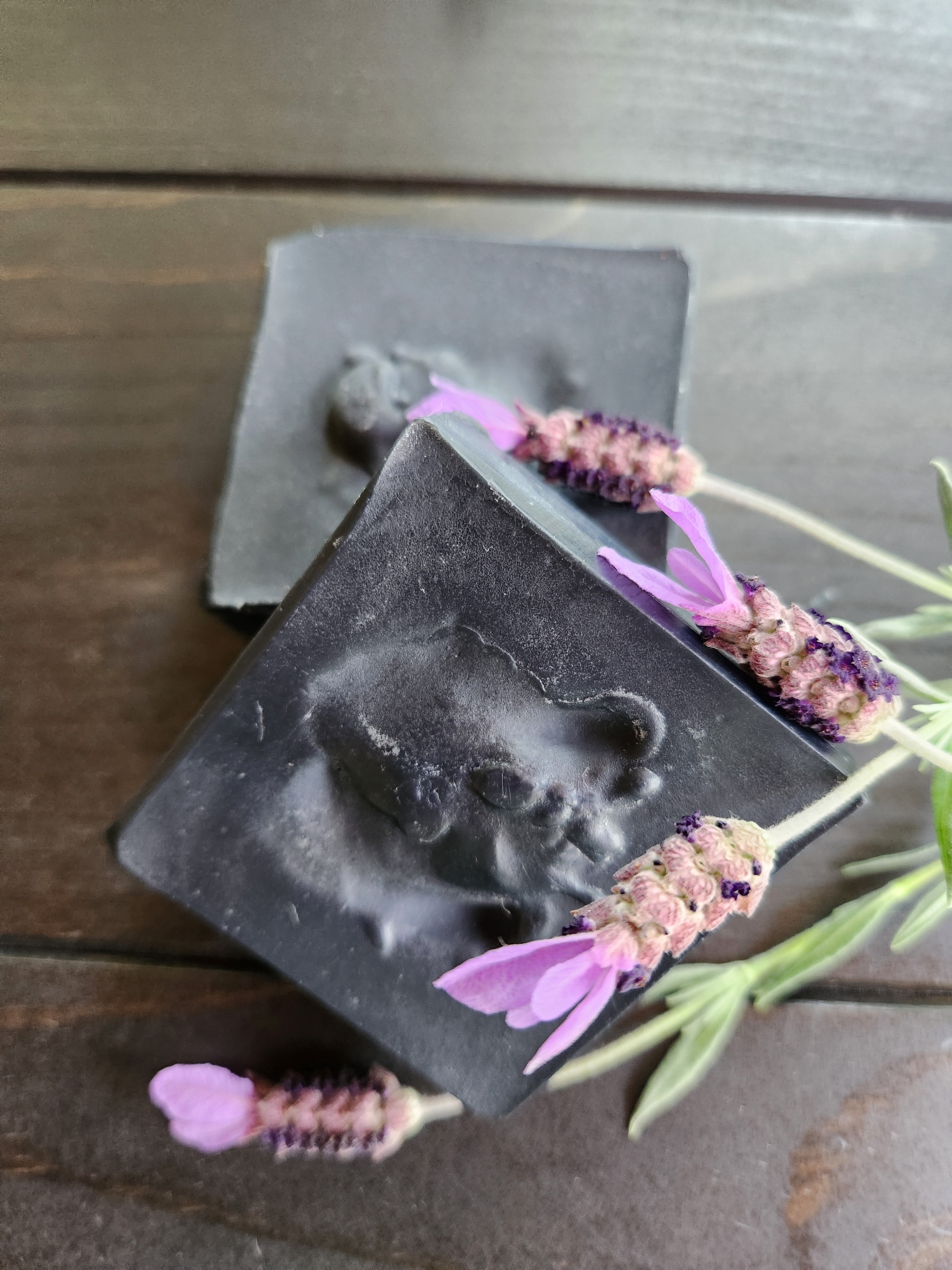 Charcoal Soap - Lavender And Tea Tree
